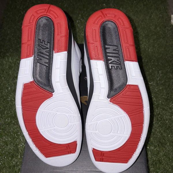 Size 6.5 Y   Jordan 2 Retro Mid Chicago4