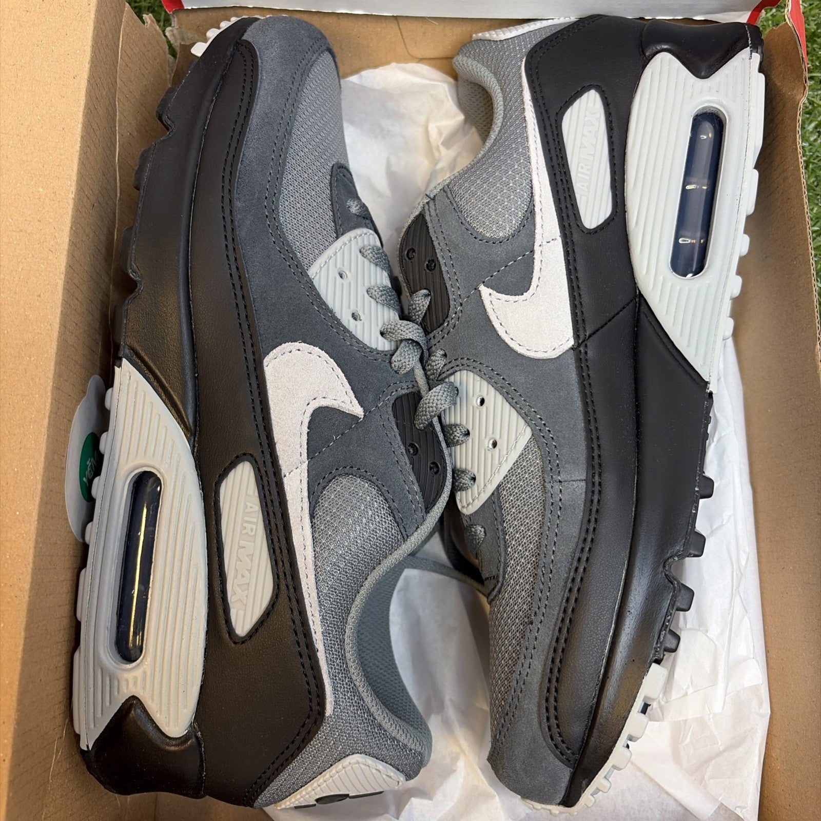 Nike Air Max 90 Smoke Grey Photon Dust Black DM0029-020 Size 9.50