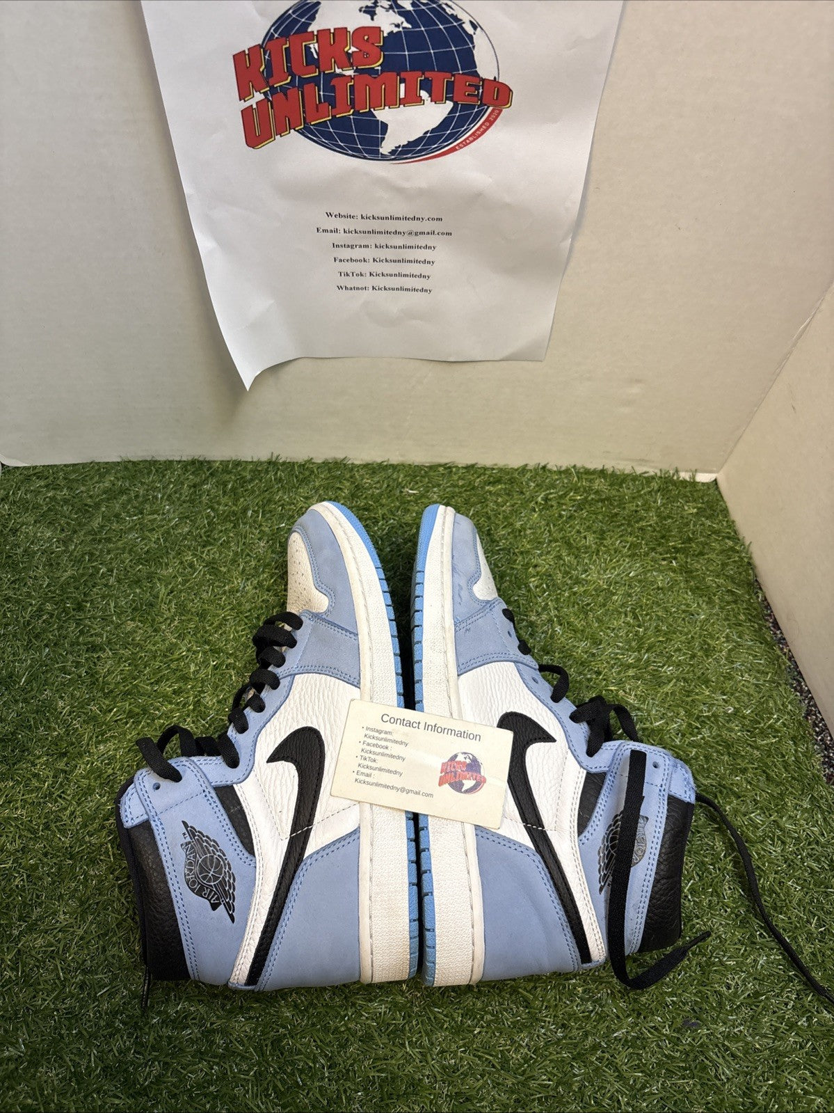Size 9.5 - Jordan 1 Retro OG High University Blue4