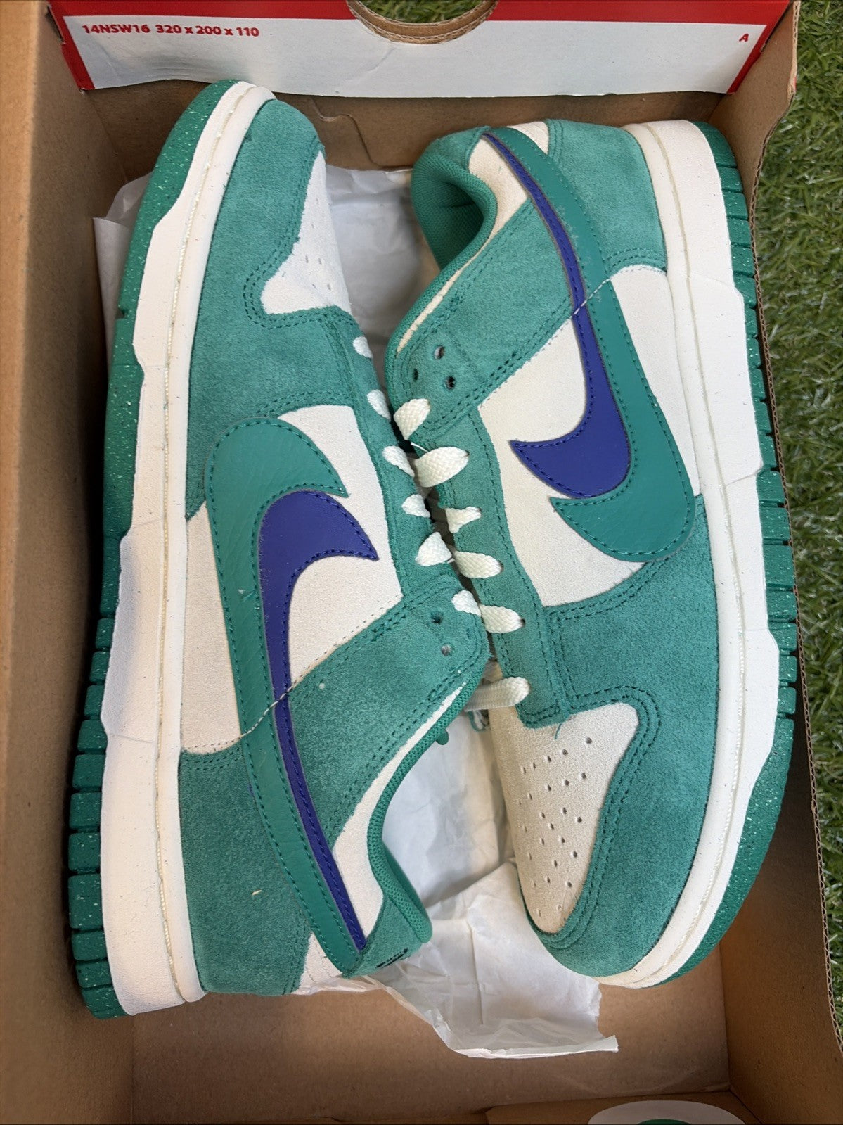 Nike Dunk Low SE Neptune Green Sail Off Noir White DO9457-101 Women's Size 8.5W0