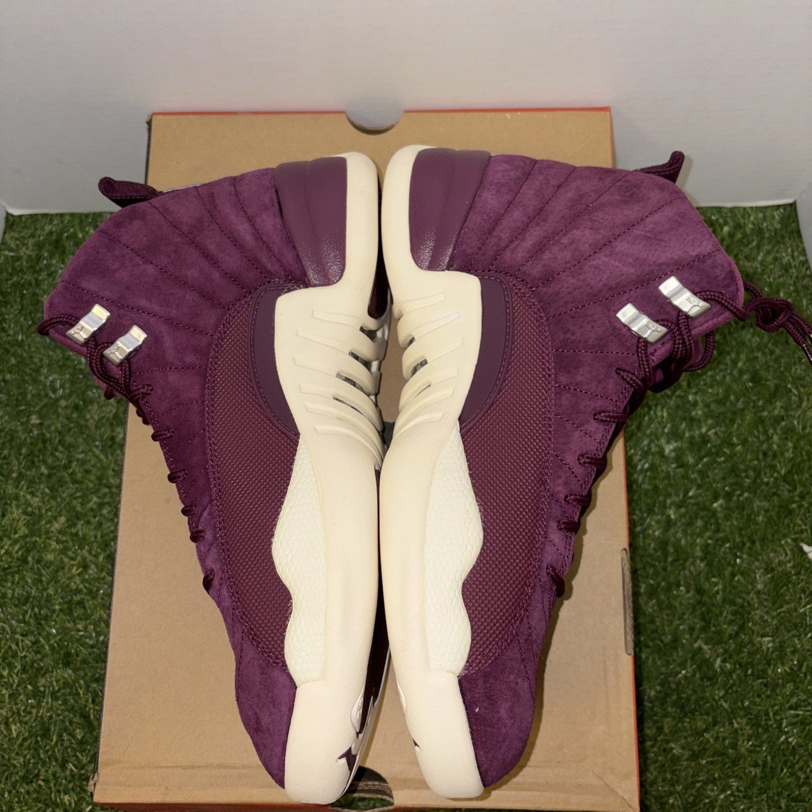 Size 8.5   Air Jordan 12 Retro Bordeaux2