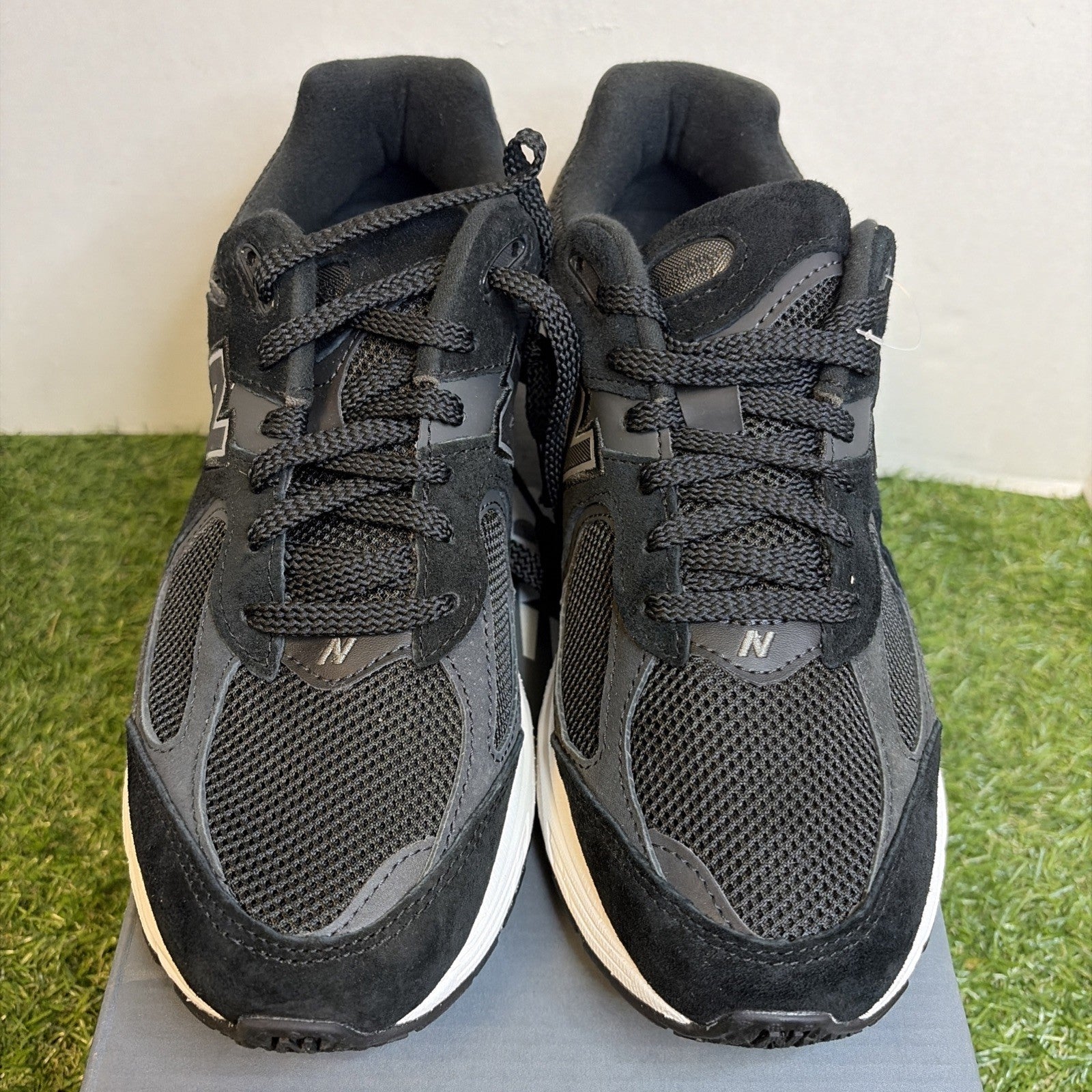 Size 8 - New Balance 2002R Black Gunmetal1
