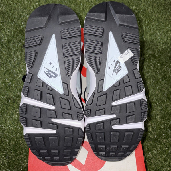 Size 6   Nike Air Huarache Swoosh!4