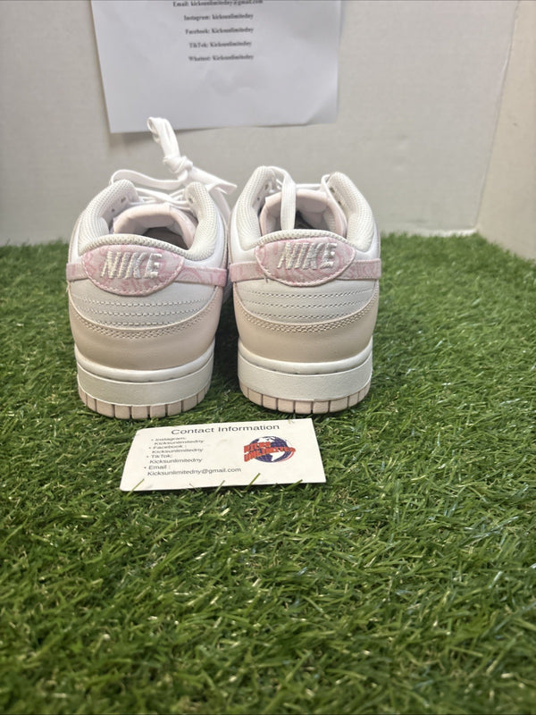 Size 10 W  Nike Dunk Low Pink Paisley 20235
