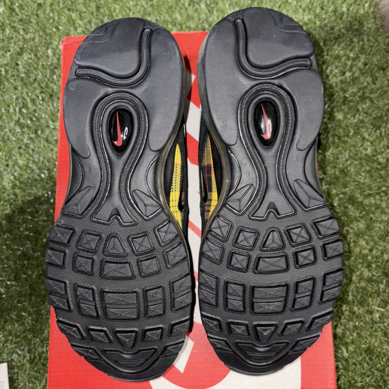 Size 7.5 W  Nike Air Max 97 SE Tartan 2018 Women’s4