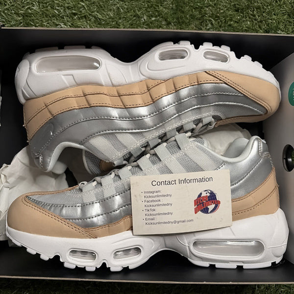 Size 8   Nike Air Max 95 SE Pure Platinum W0