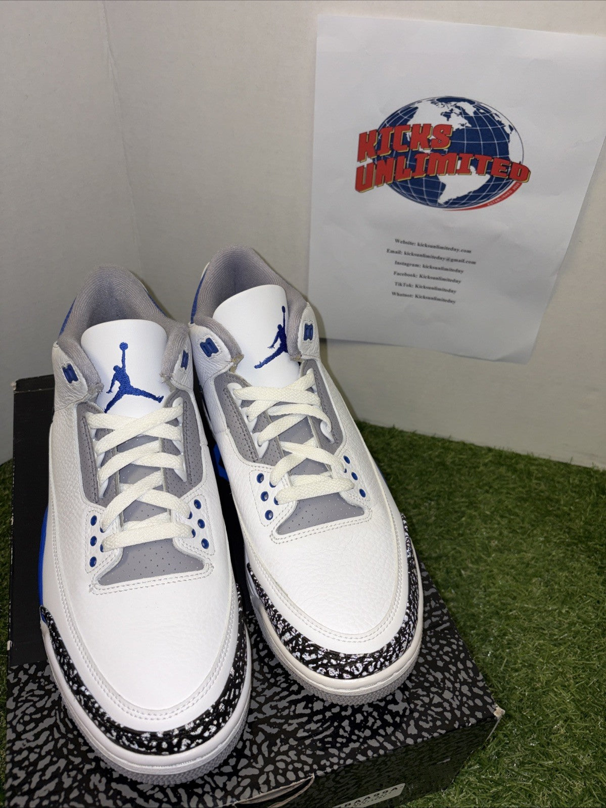 Size 10.5   Jordan 3 Retro Mid Racer Blue1