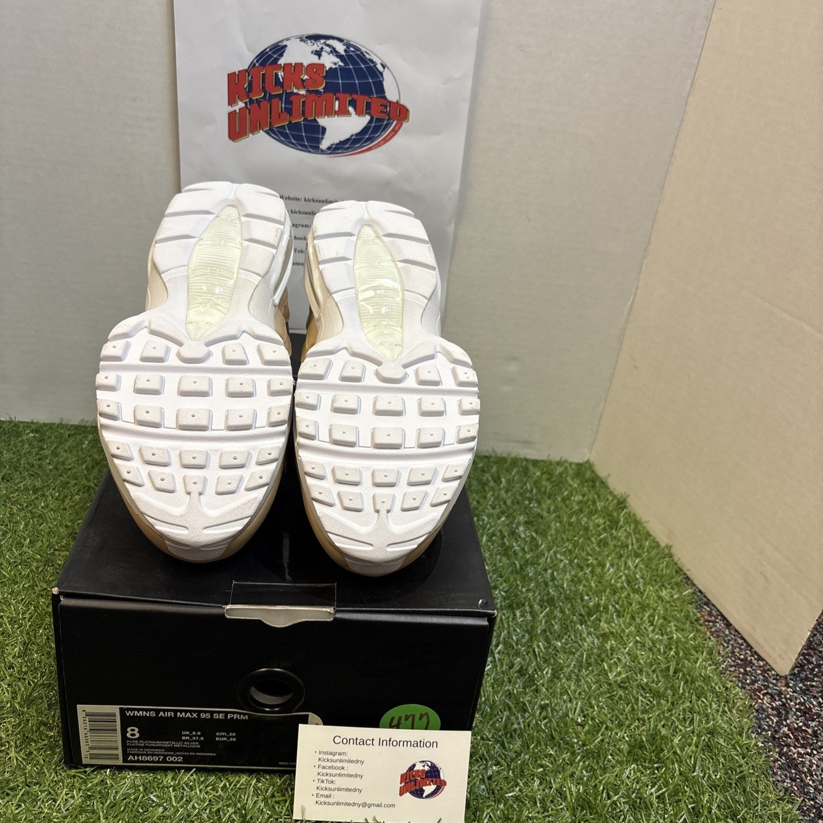 Size 8   Nike Air Max 95 SE Pure Platinum W4