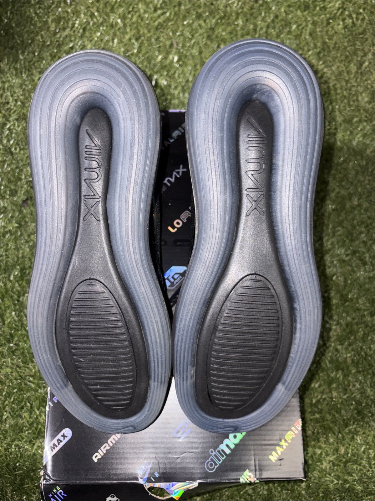 Nike Air Max 720 Throwback Future Black Metallic Shoes AR9293 002 Women's Sz 6.54
