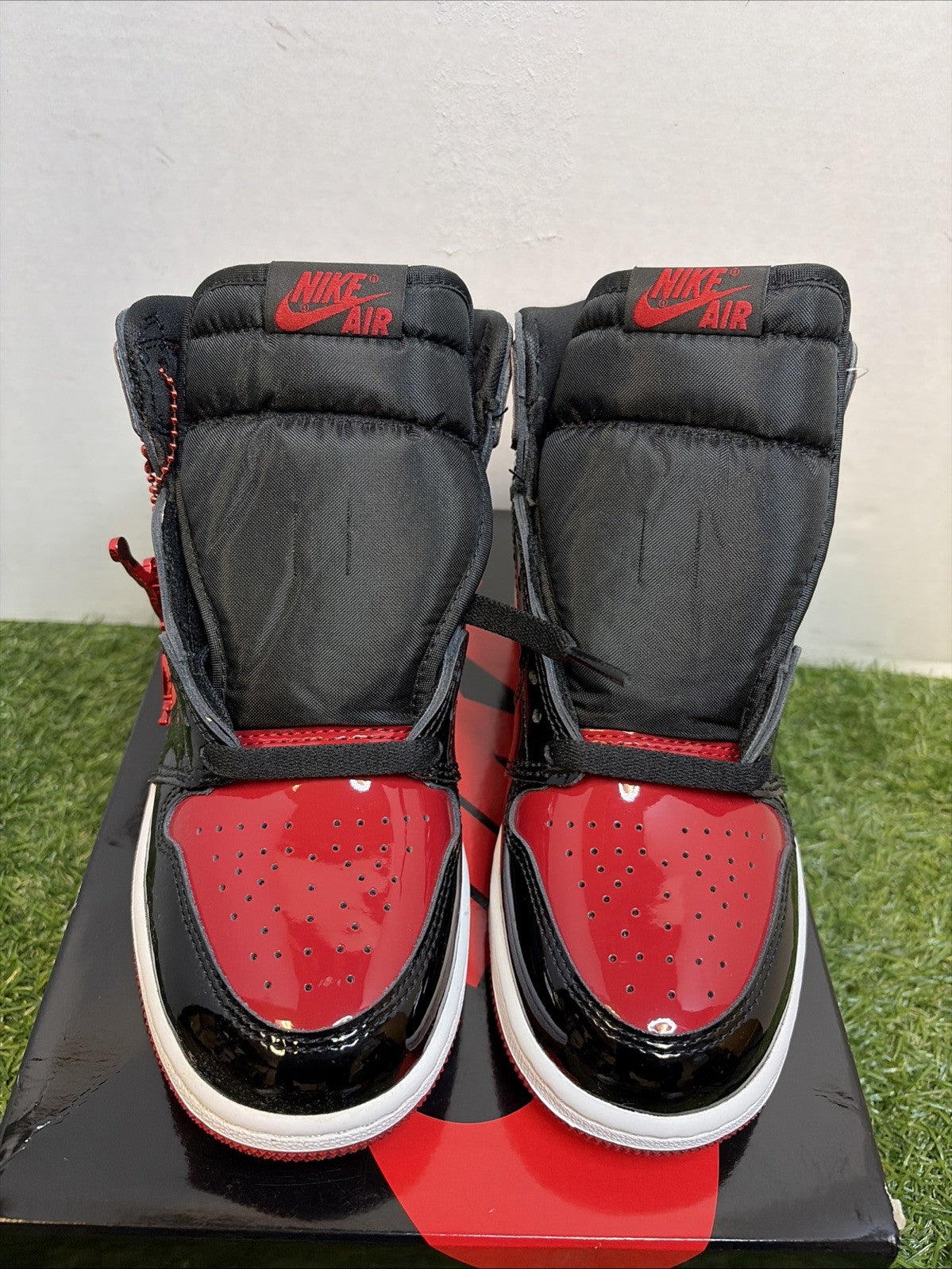 Size 4.5y - Jordan 1 Retro OG High Patent Bred1