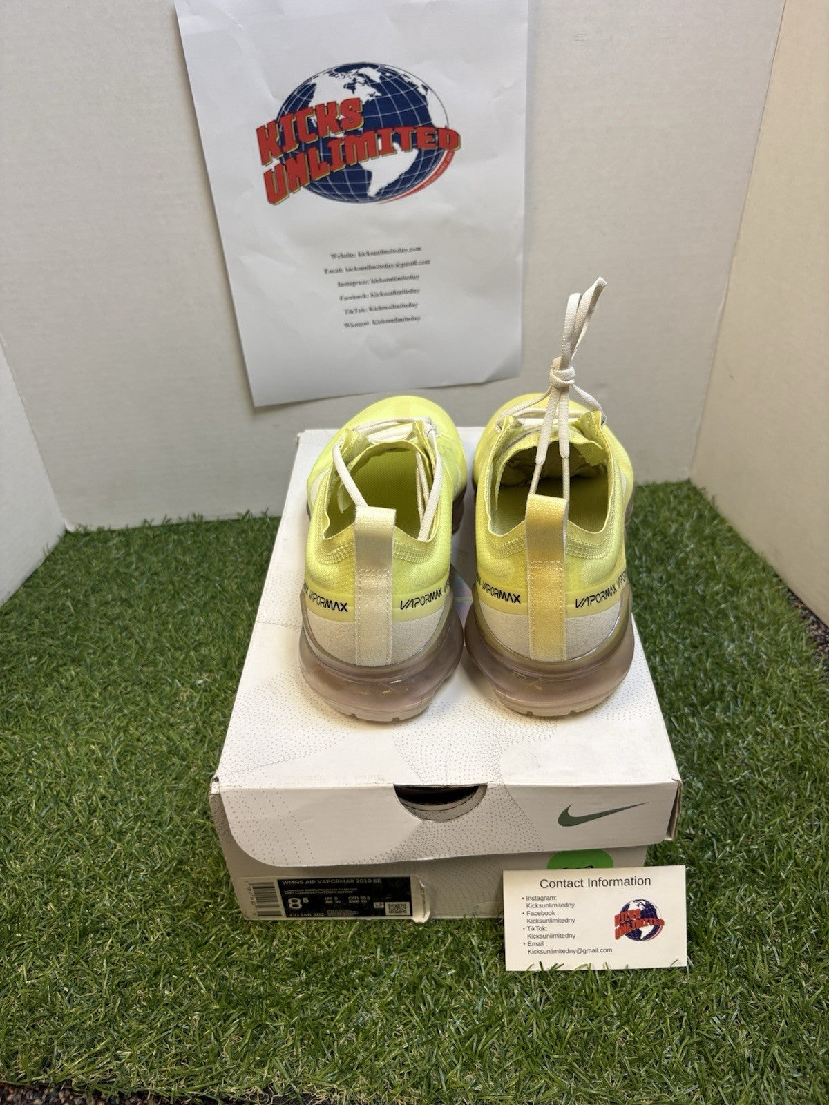Nike Air Vapor max SE Women’s SE   Size 8.54