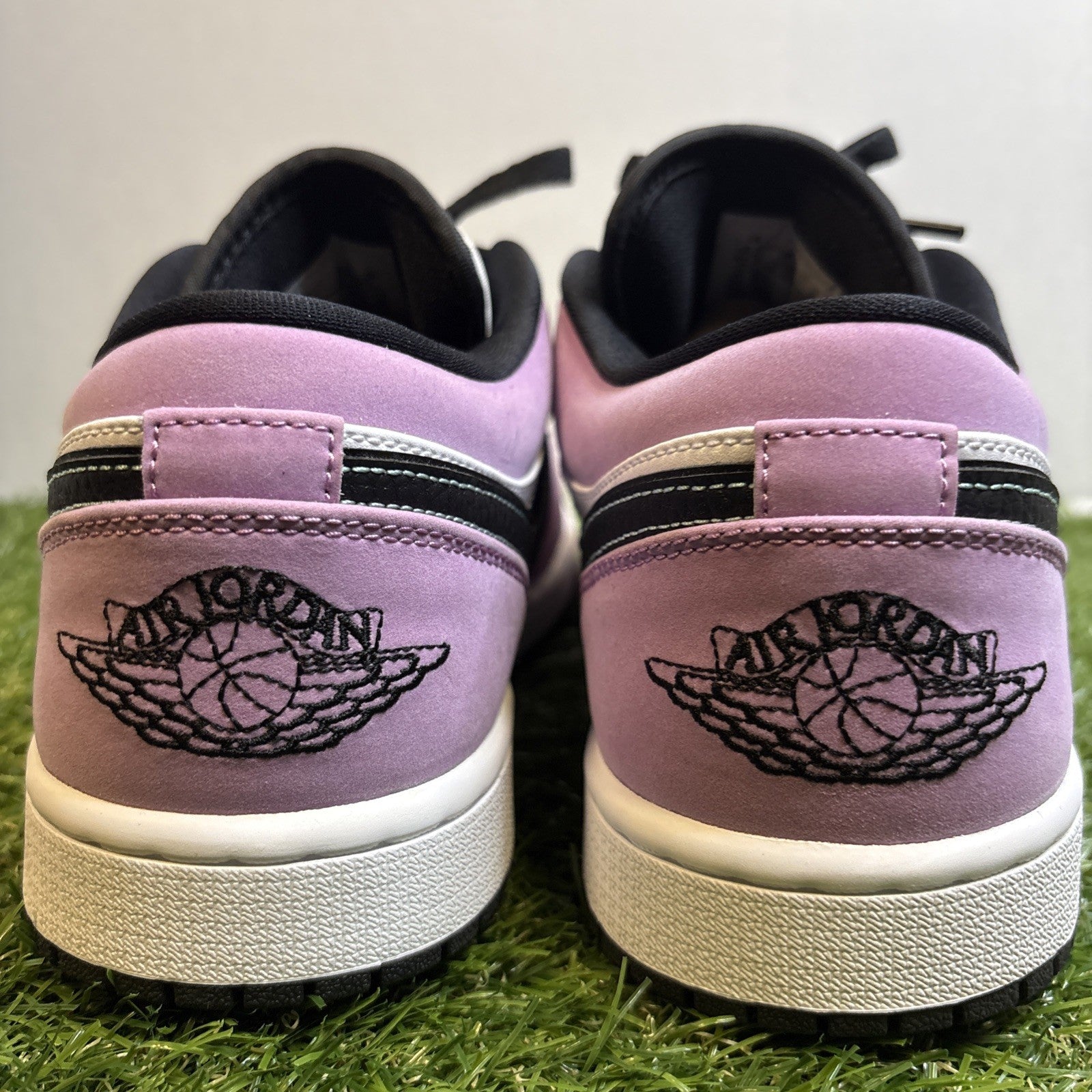 Size 8.5 - Air Jordan 1 SE Low Violet Shock4