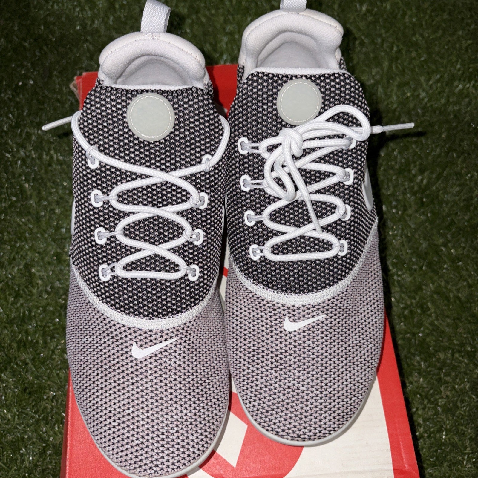 Size 7.5   Nike Presto Fly SE Vast Grey W1