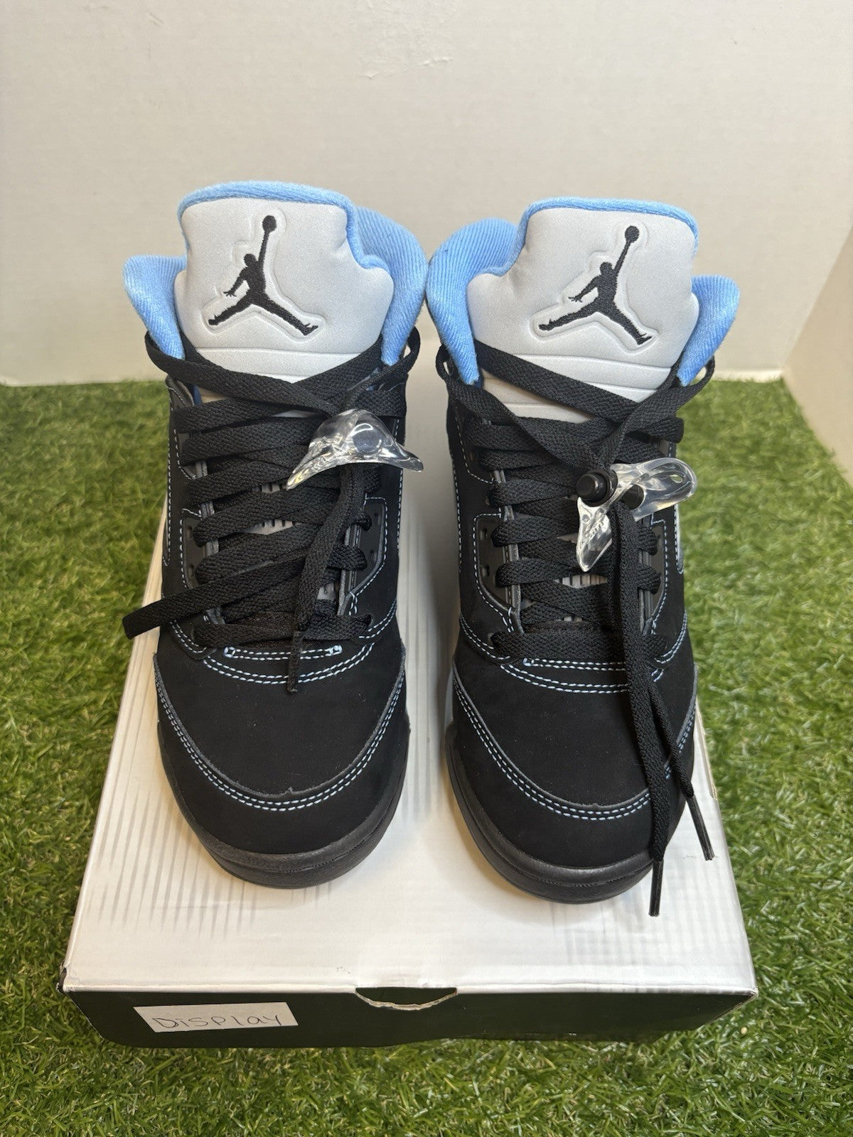 Size 4.5 - Air Jordan 5 Retro 2026 Black Carolina / UNC2