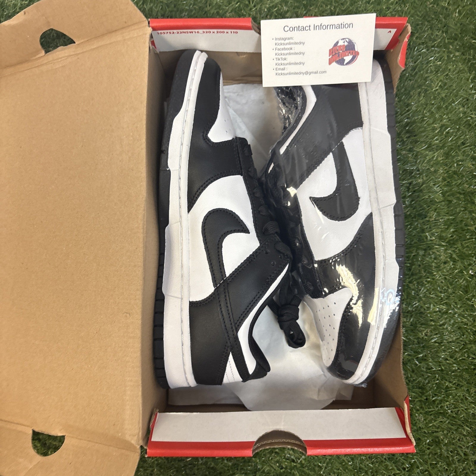 Size 9   Nike Dunk Low Black White0