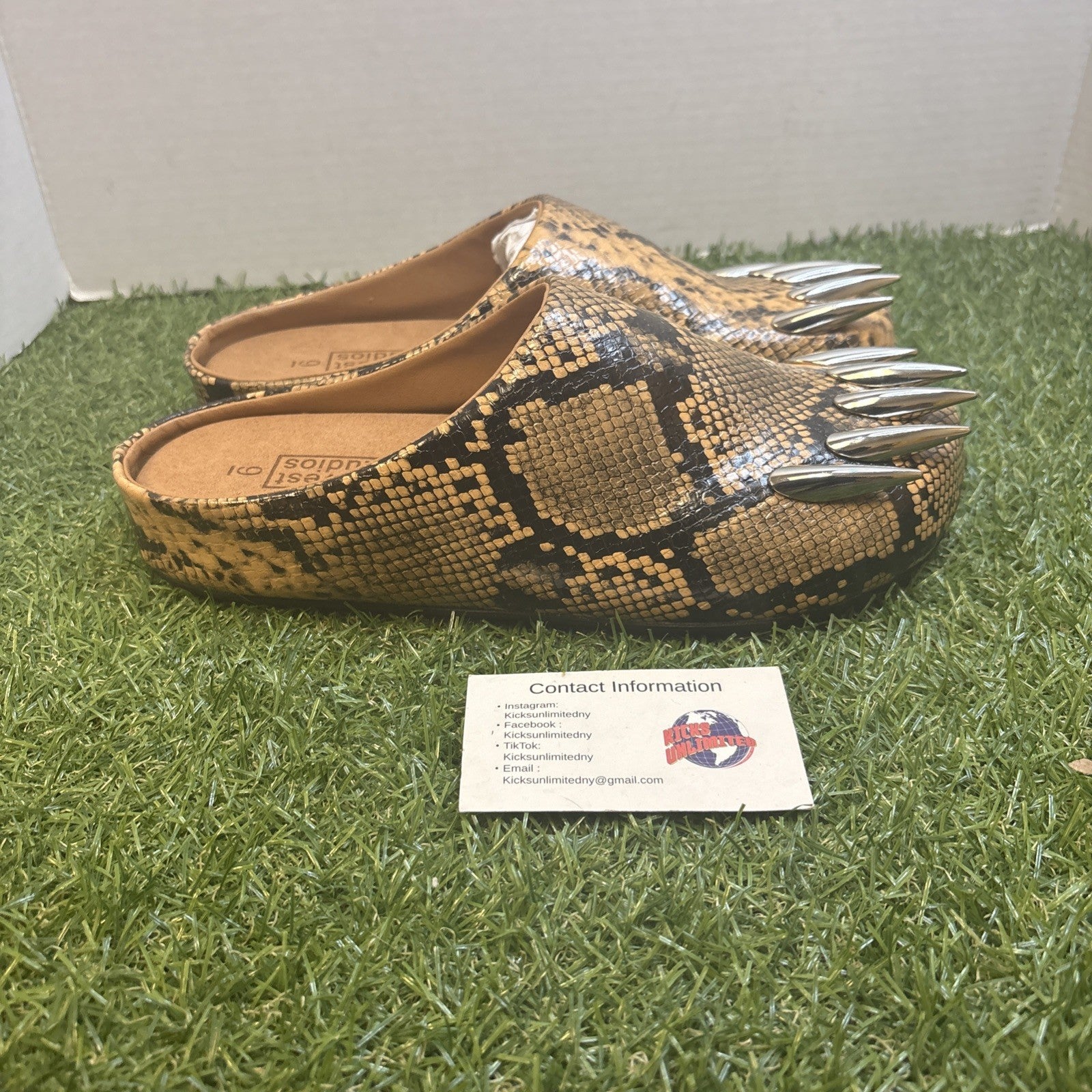 Bravest Bear Claw Mule Snakeskin Leather Size 9  Really Clean4