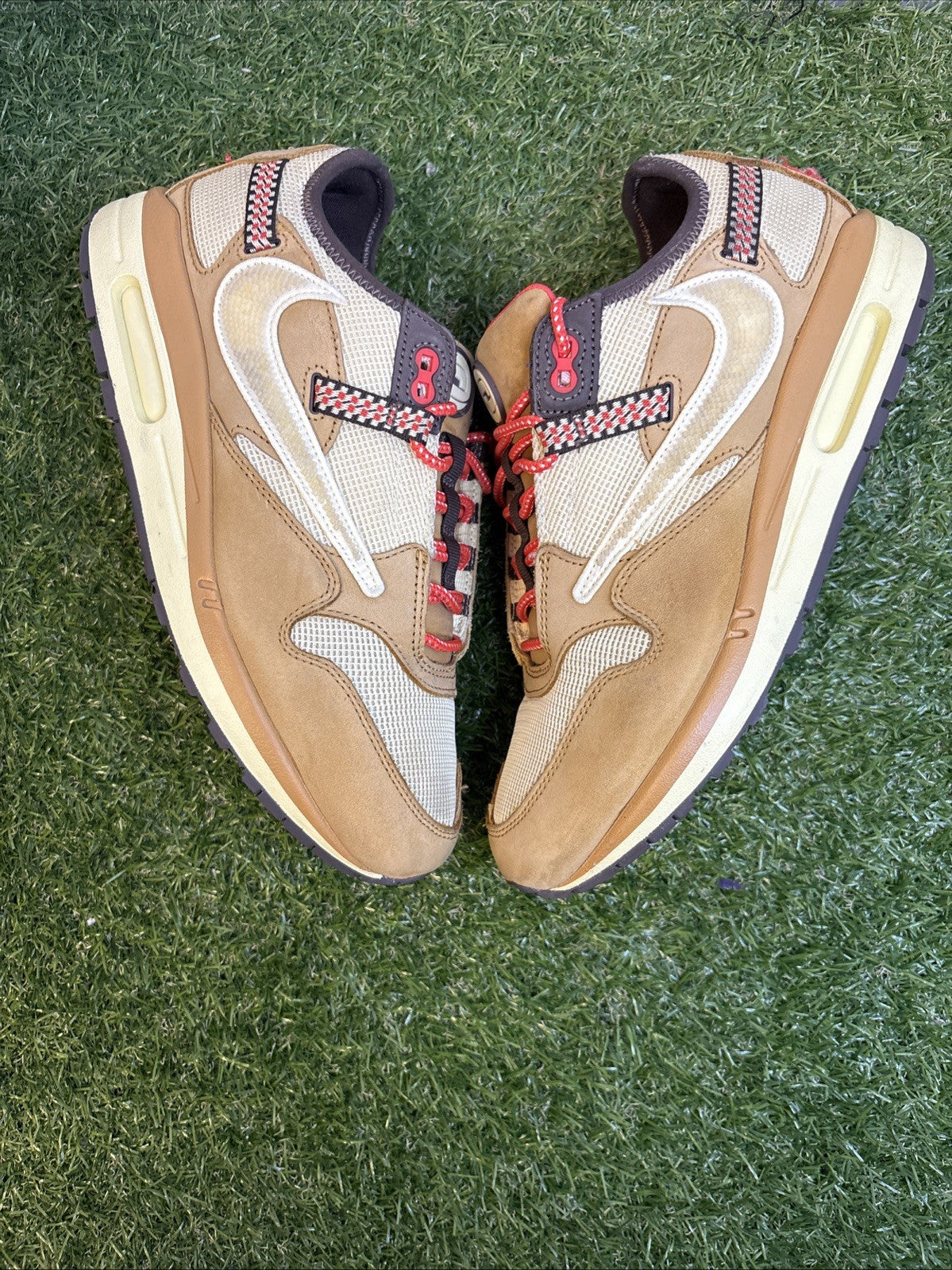 Size 10.5 - Nike Air Max 1 x Travis Scott Low Wheat0