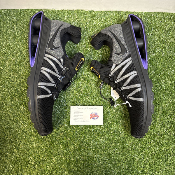 Size 10    Nike Shox Gravity Black Multicolor0