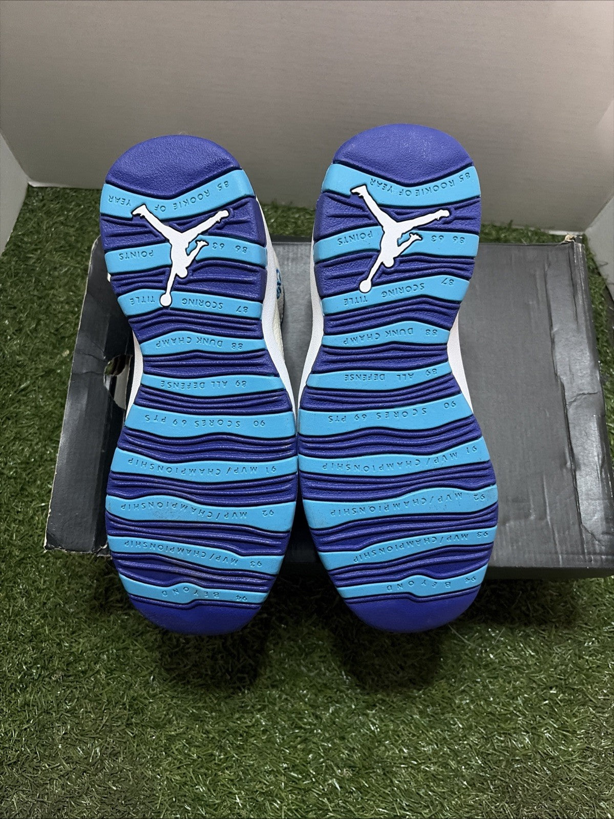 Size 8.5 - Air Jordan 10 Retro Charlotte Hornets4