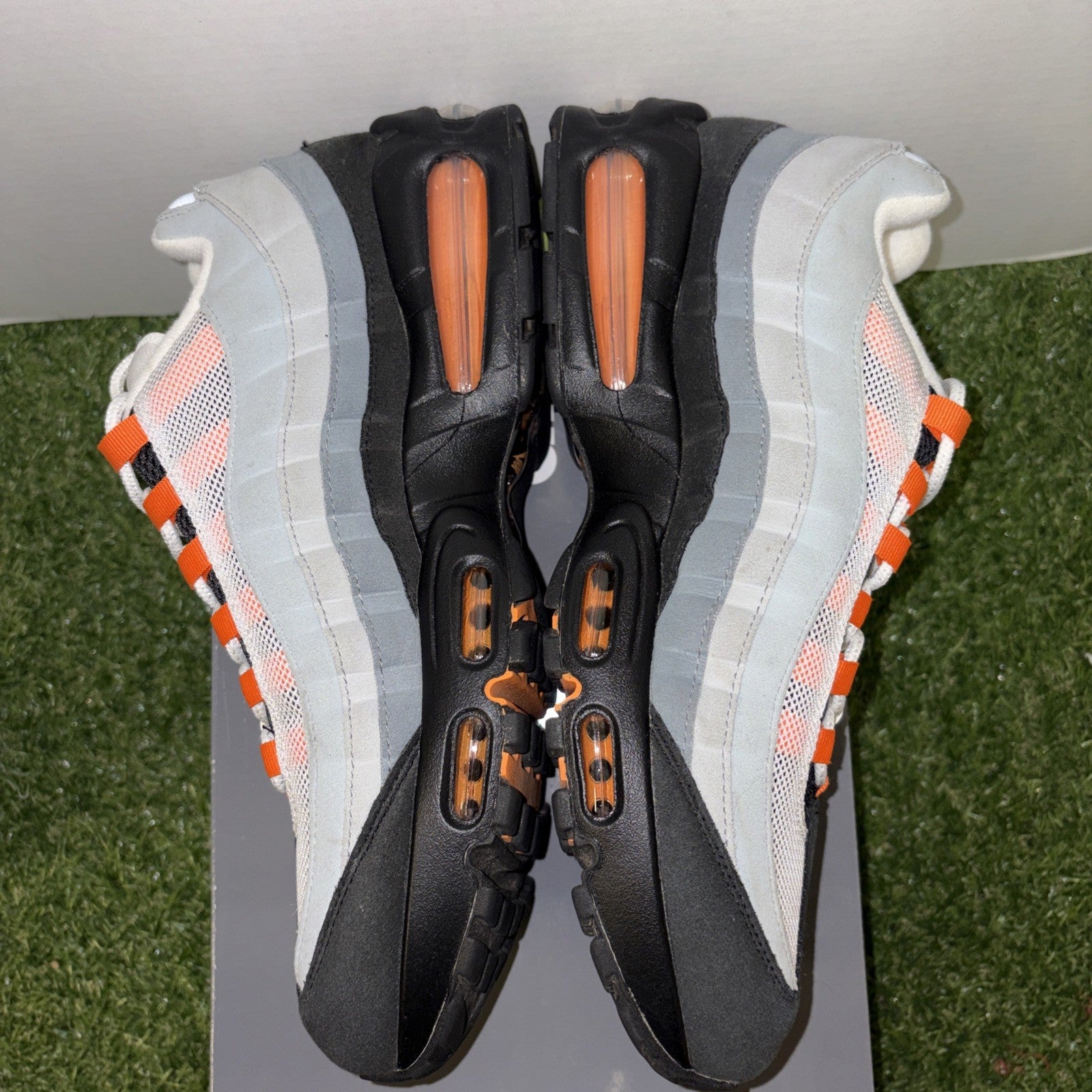 Nike Air Max 95 OG Bright Mandarin Orange2