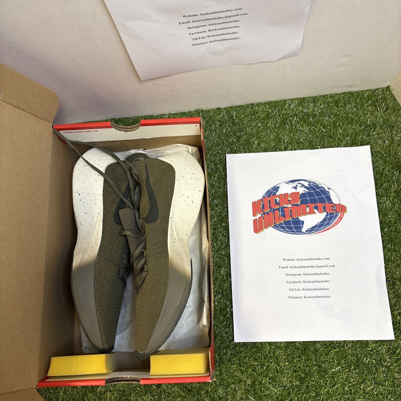 Size 8   Nike Vapor Street Flyknit Olive0