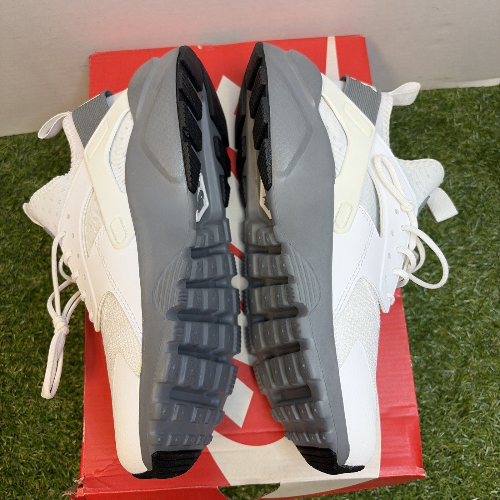 Size 8.5 - Nike Air Huarache Run Ultra White Cool Grey2