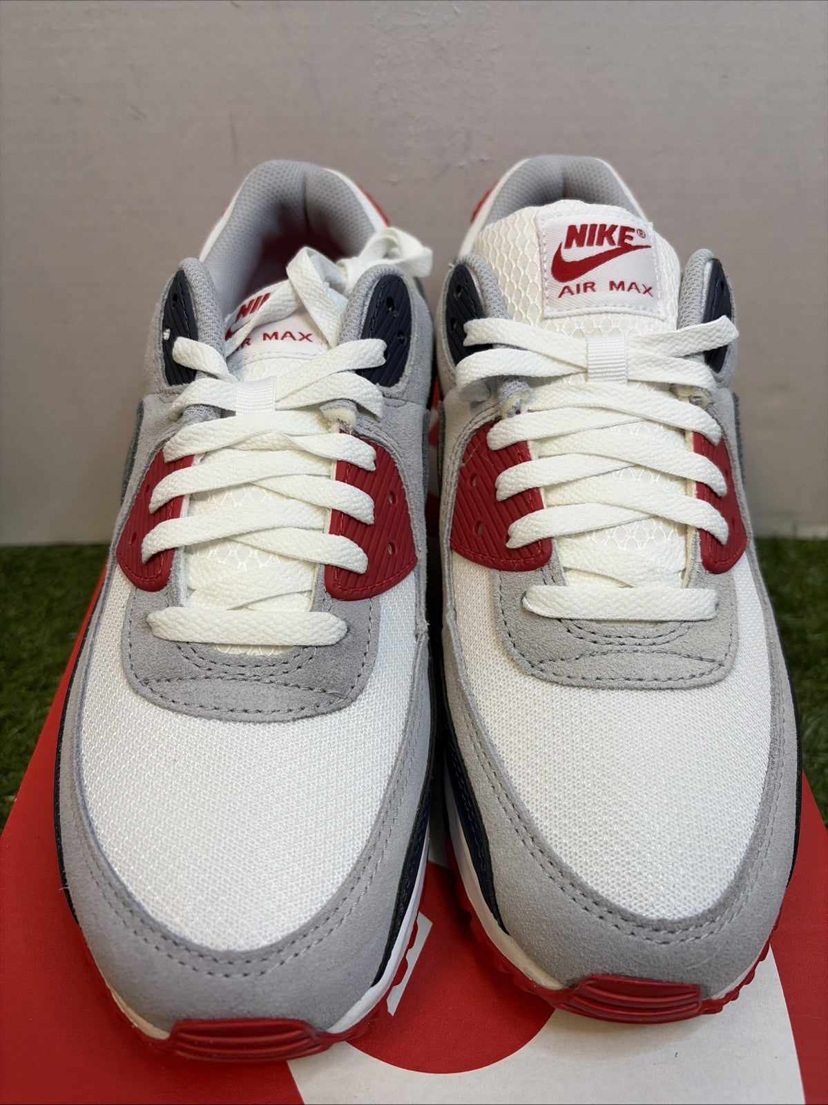 Size 10 - Nike Air Max 90 USA 20251