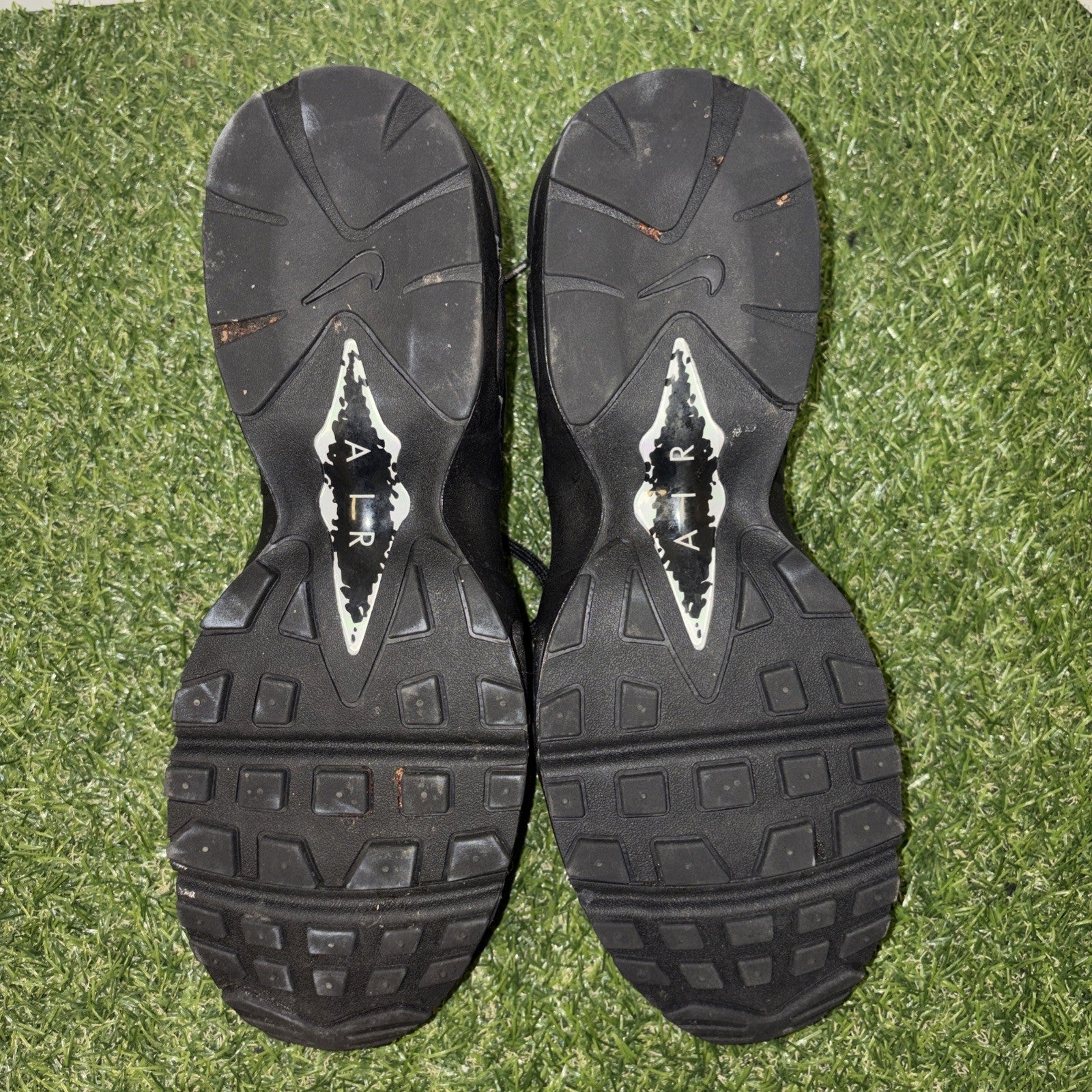 Size 12 - Supreme x Nike Air Max 96 Black3