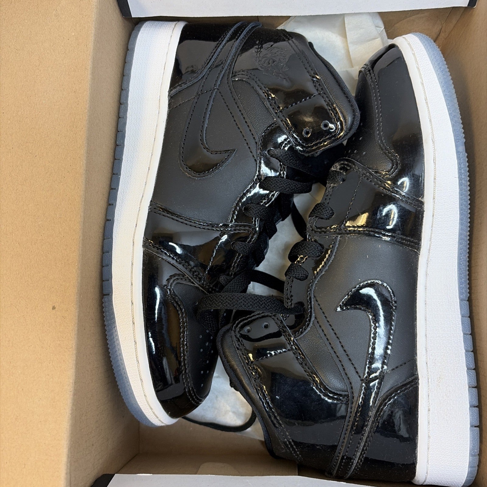 Nike Air Jordan 1 Mid SE Space Jam DV1337-004 Youth Size 5.5Y0