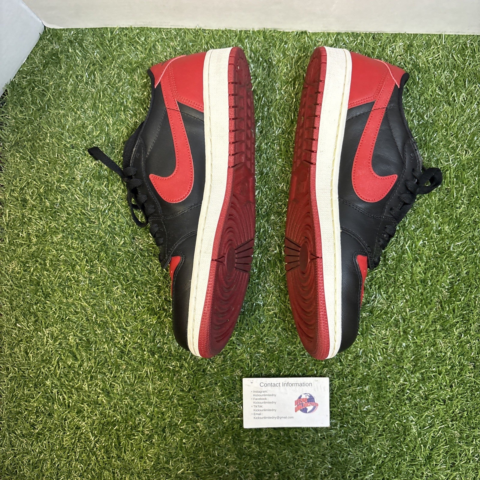 Size 10   Air Jordan 1 Retro OG Low Bred2
