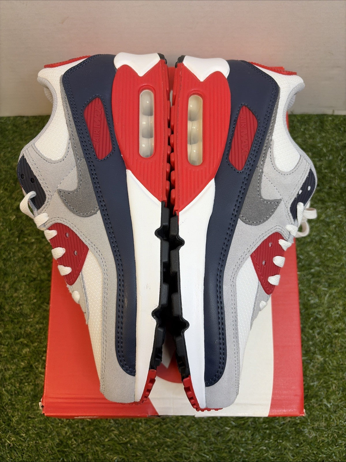 Size 10 - Nike Air Max 90 USA 20253