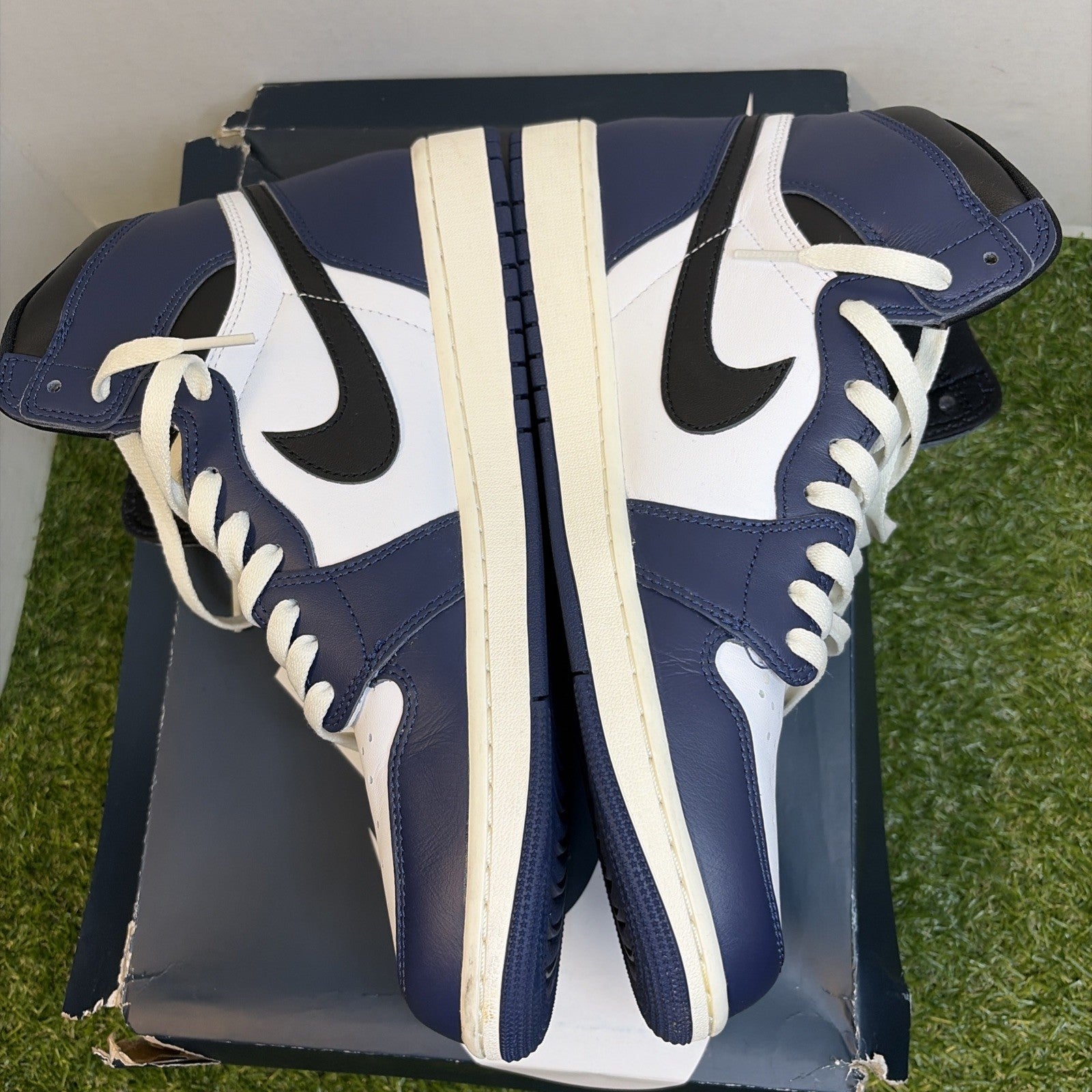 Size 12 - Air Jordan 1 Retro OG High Midnight Navy2