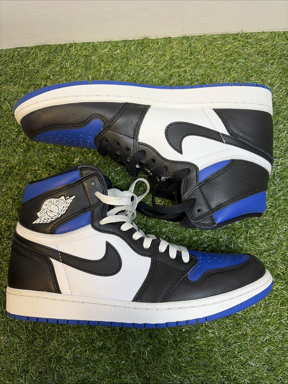 Size 10 - Jordan 1 Retro OG High Royal Toe0