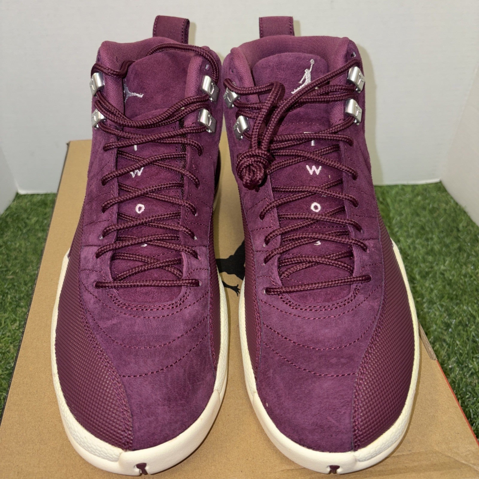 Size 8.5   Air Jordan 12 Retro Bordeaux1