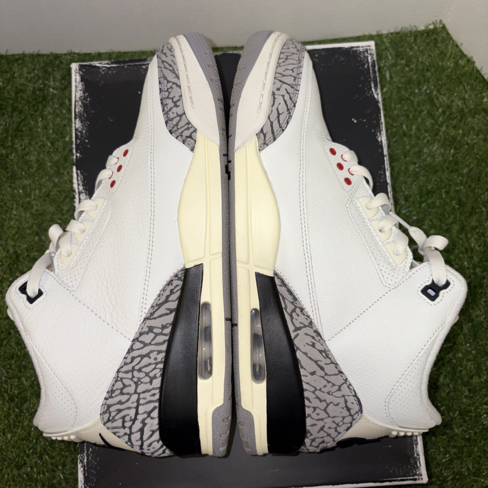 Air Jordan 3 Retro "WHITE CEMENT REIMAGINED" 2023 - Size 10.5 - dn3707 100 (1-..3