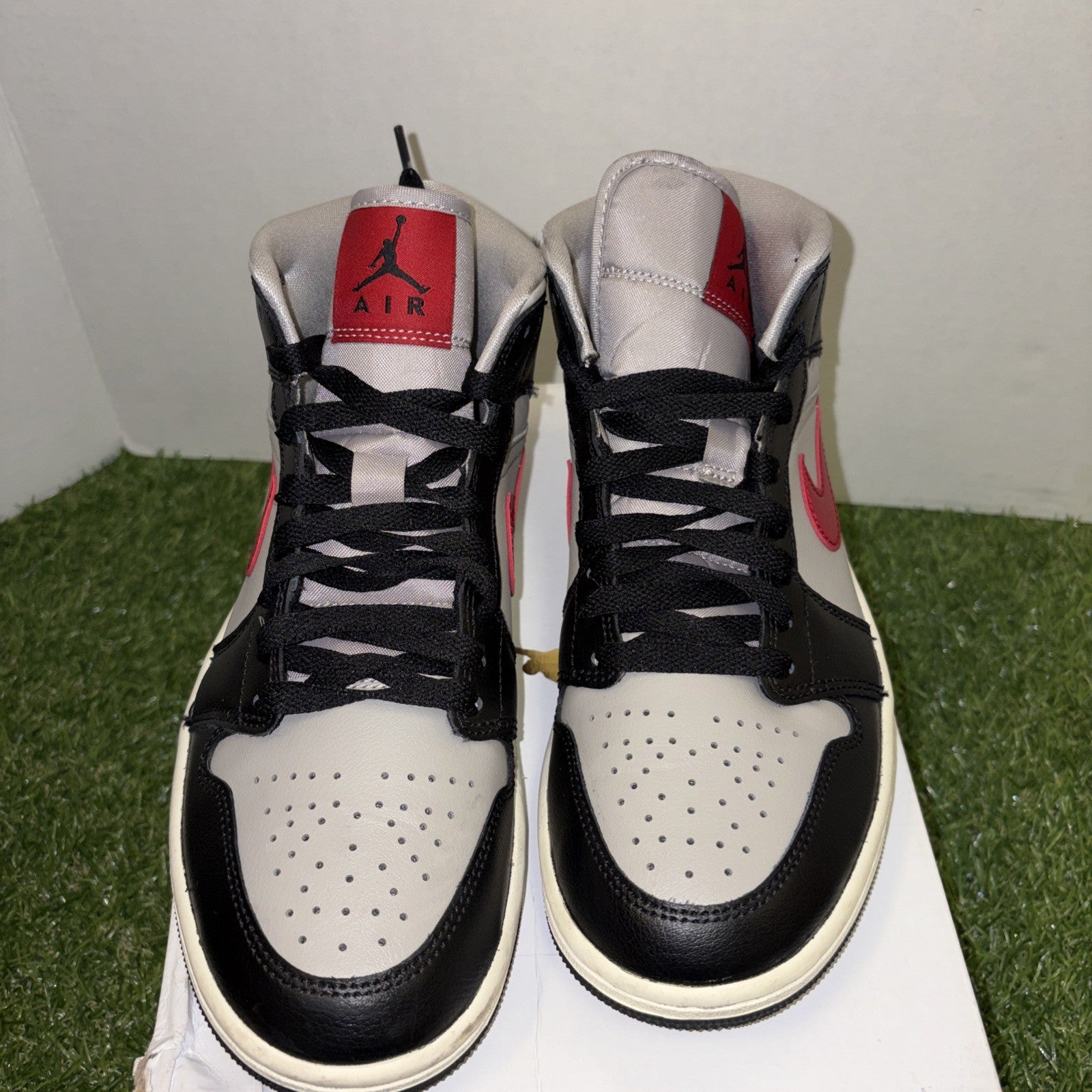 Nike Air Jordan 1 Mid Black Gym Red College Grey Women’s Size 7 BQ6472 0601