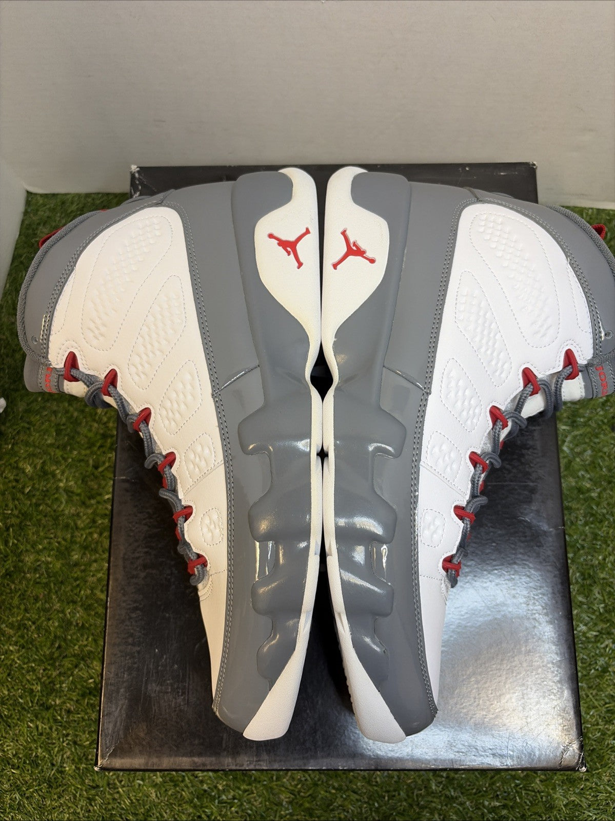 NEW Air Jordan 9 Retro White Fire Red Cool Grey Men’s Size 11 CT8019-1623