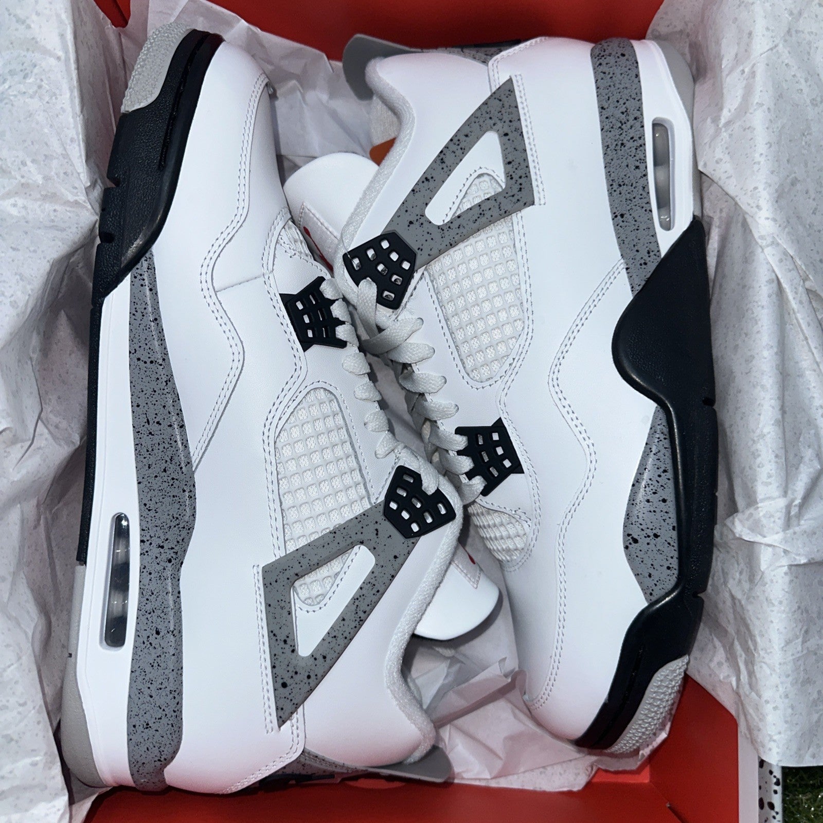 Mens Size 11 - Nike Air Jordan 4 Retro OG White Cement 2025 (FV5029-100) NEW!0