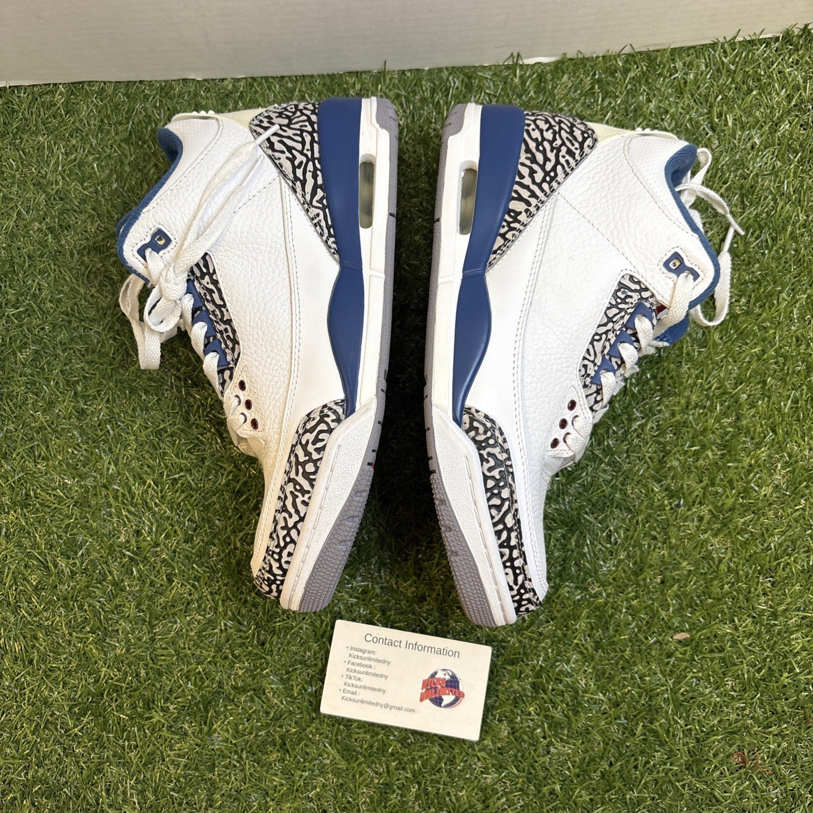 Air Jordan 3 Retro True blue Size 8.5 (2011) 136064 1043