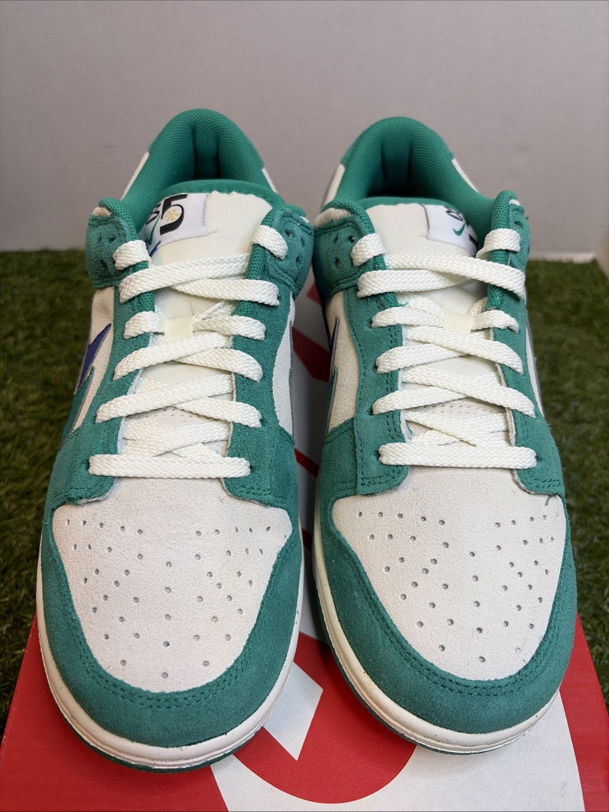Nike Dunk Low SE Neptune Green Sail Off Noir White DO9457-101 Women's Size 8.5W1
