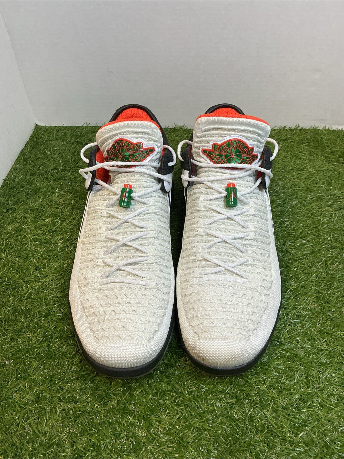 Size 12 - Air Jordan 32 Low Gatorade AA1256-1002