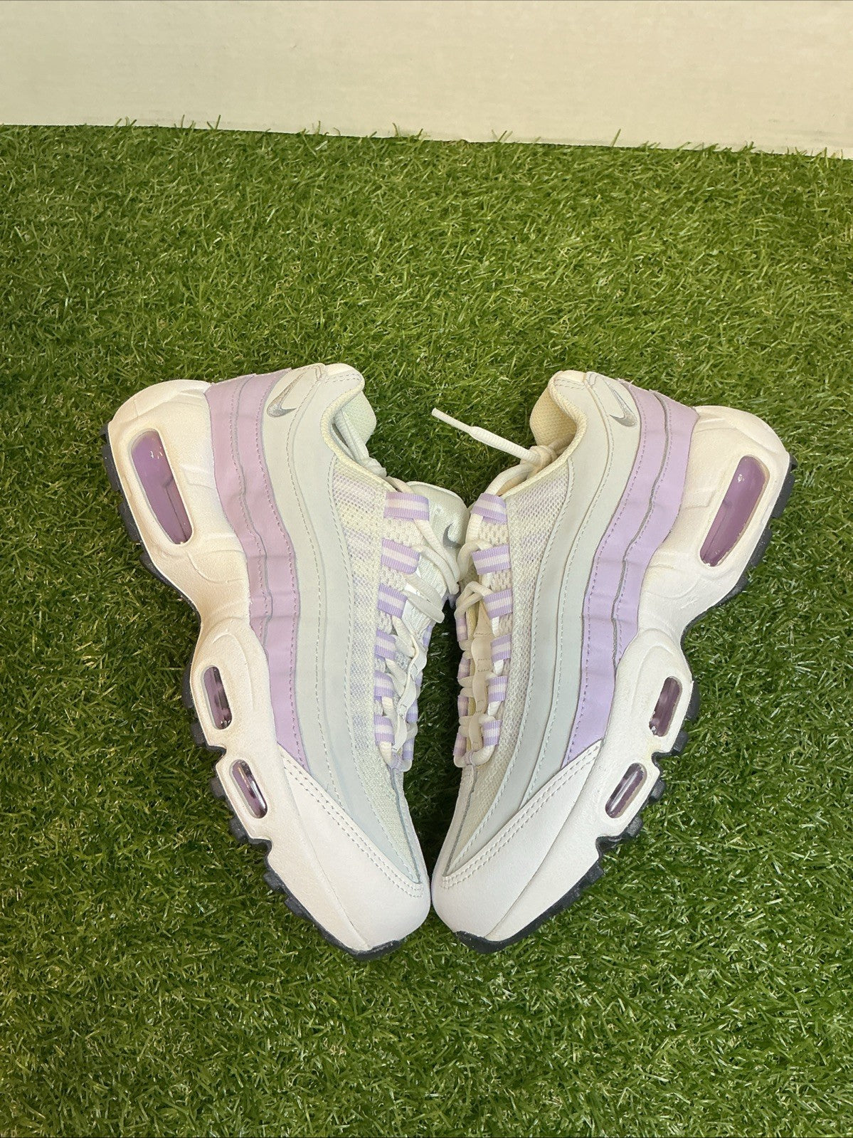 Size 6y Nike Air Max 95 Recraft(GS) White/Metallic Silver CJ3906-1080