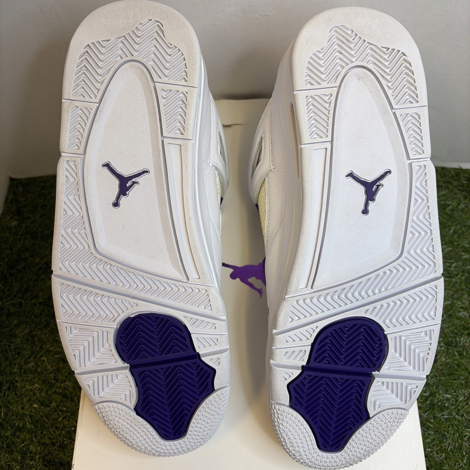 Size 9 - Jordan 4 Retro Mid Purple Metallic4