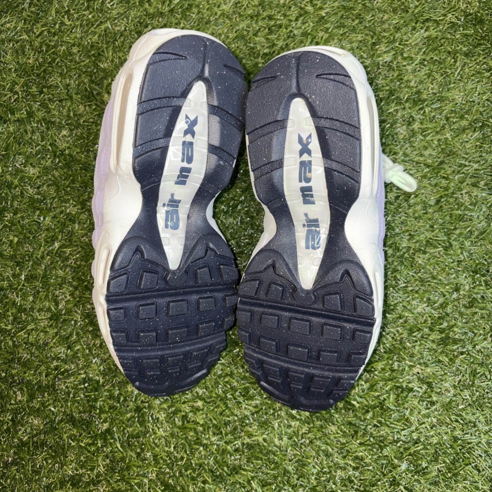 Nike Air Max 95 Recraft White Violet Frost (GS) - Size 5Y4