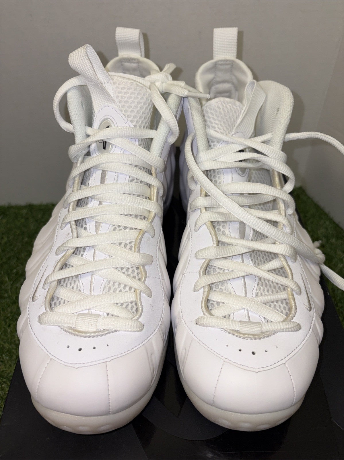 Size 8.5 - Nike Air Foamposite One Triple White1