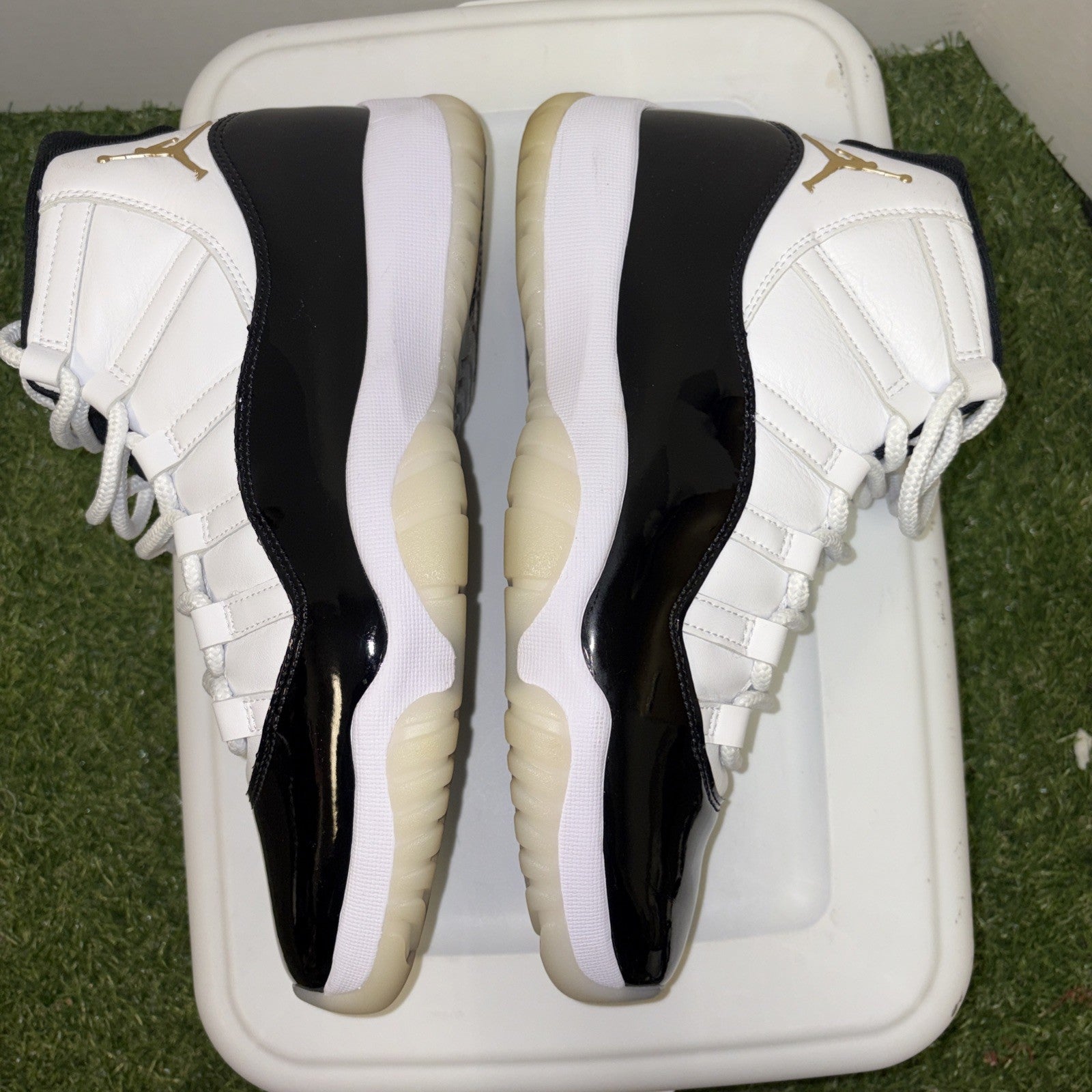 Size 9.5 - Jordan 11 Retro Mid Gratitude / Defining Moments3