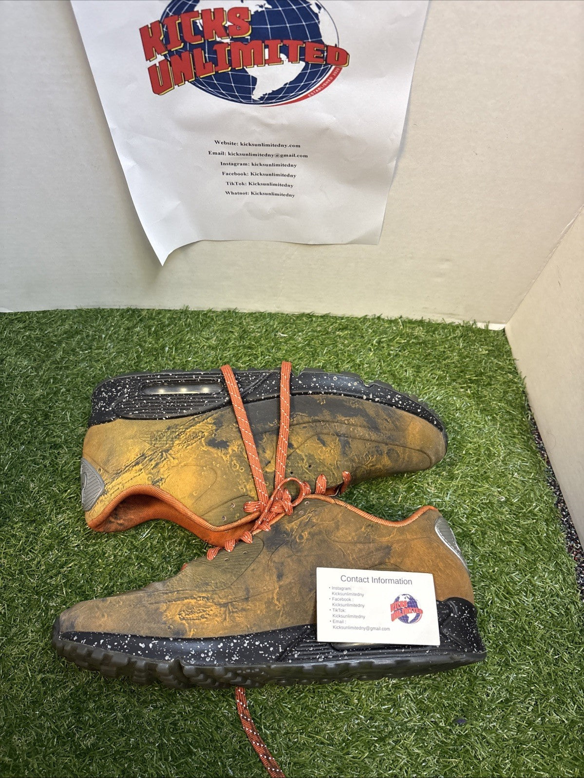 Size 13 - Nike Air Max 90 QS Mars Landing0