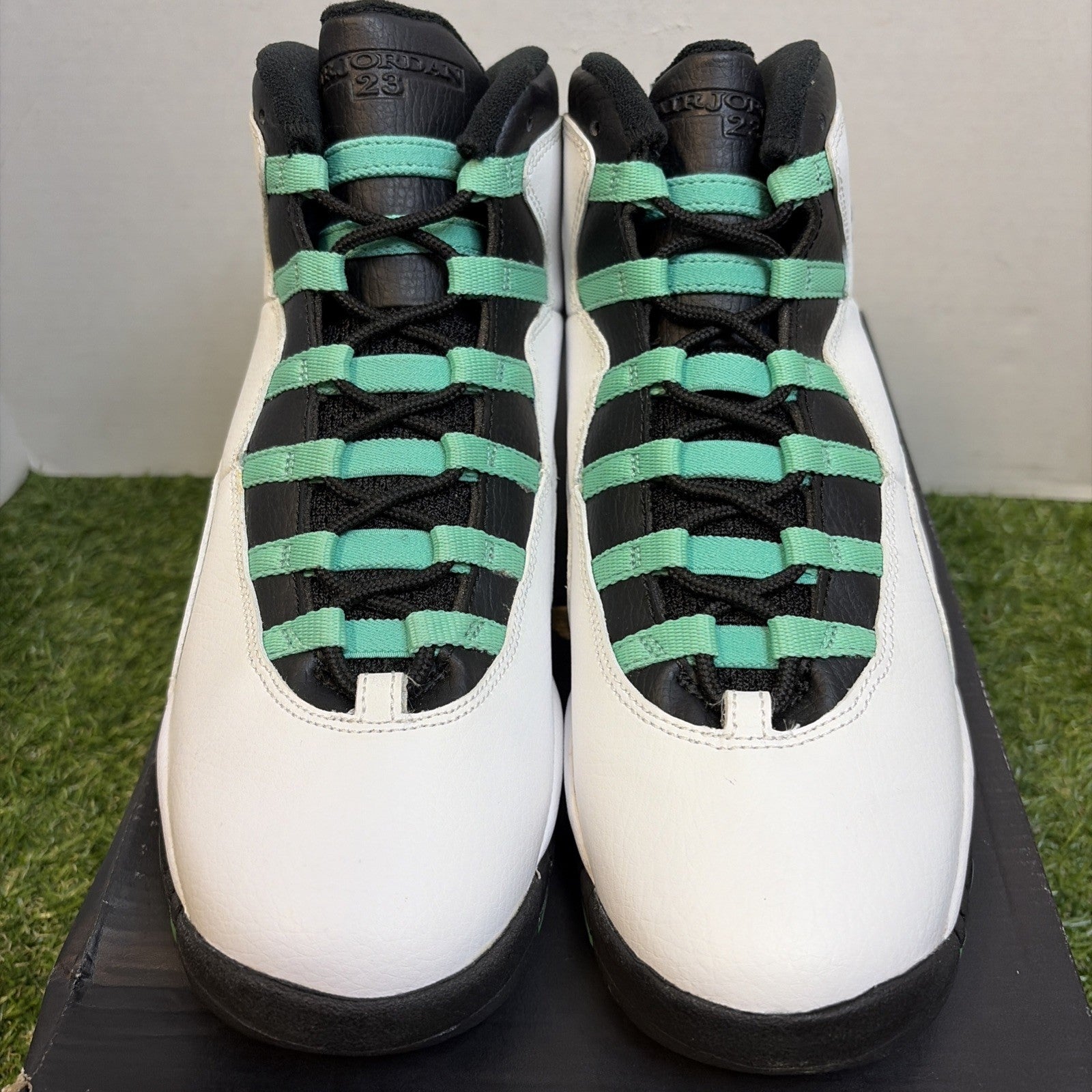 8.5M/10W - Jordan 10 Retro Verde (GS)1