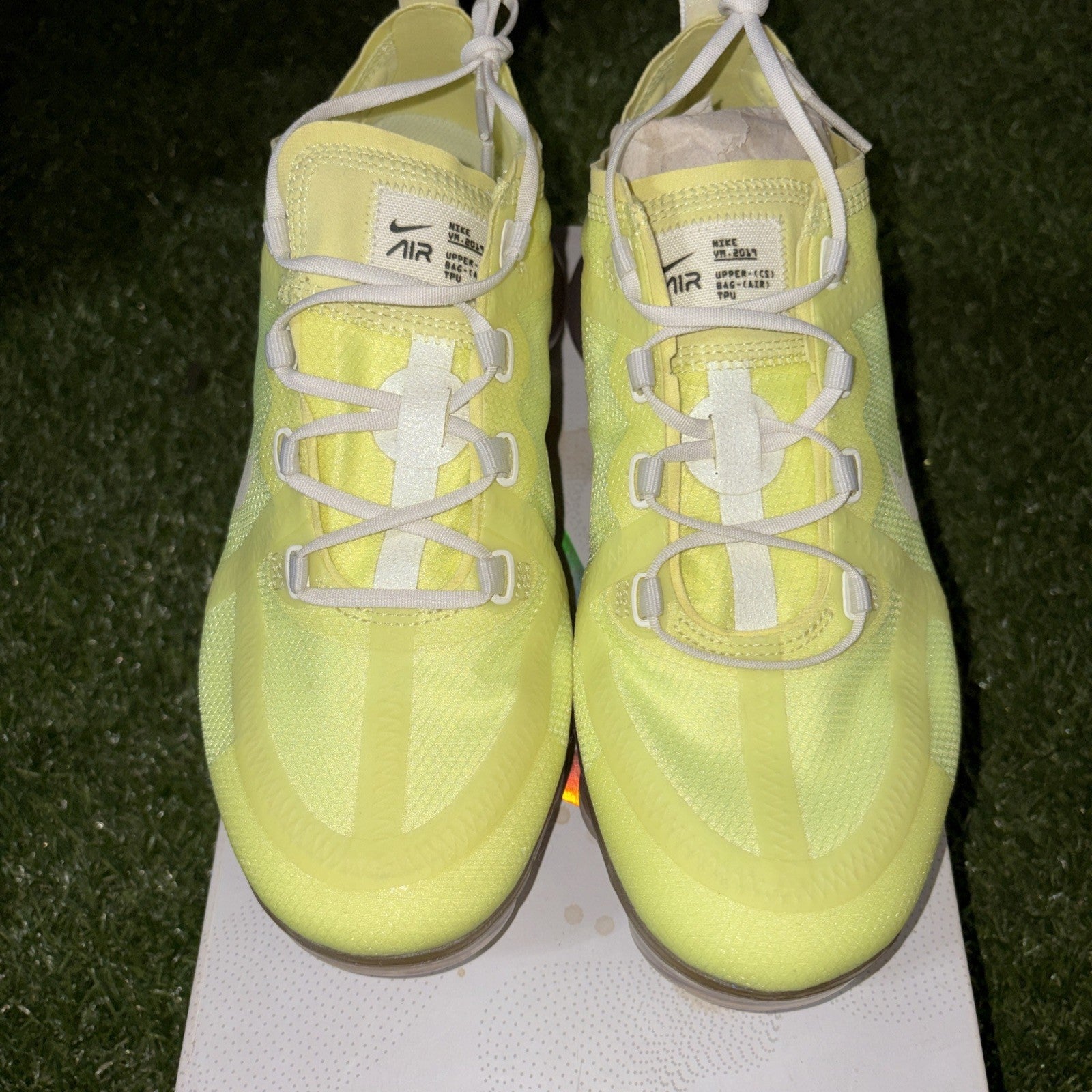 Size 7.5   Nike Air VaporMax 2019 SE Luminous Green W1