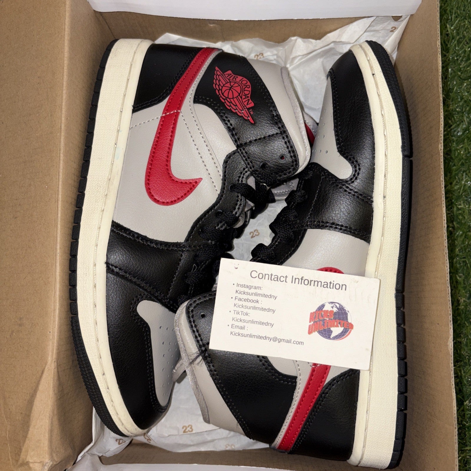 Nike Air Jordan 1 Mid Black Gym Red College Grey Women’s Size 7 BQ6472 0600